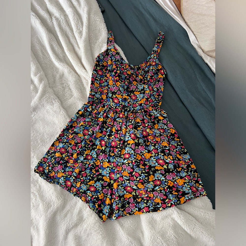 Woman’s Black Romper with Flowers/Floral - Size: XS